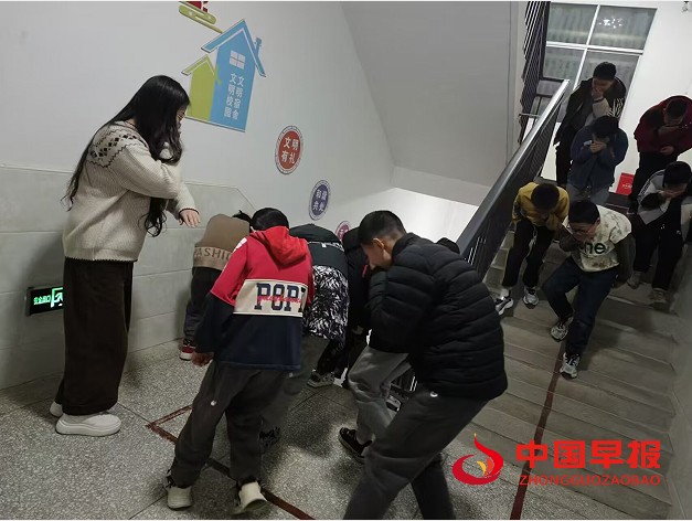 1732689901512121.png 1.png