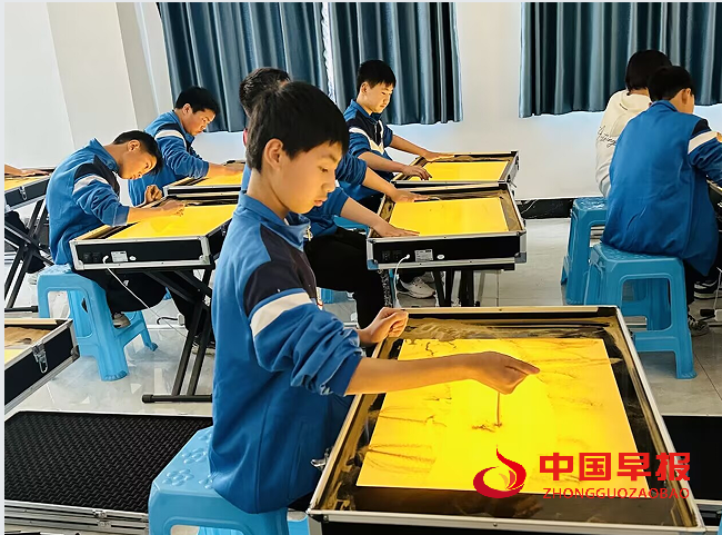 1744184496141675.png 4.png